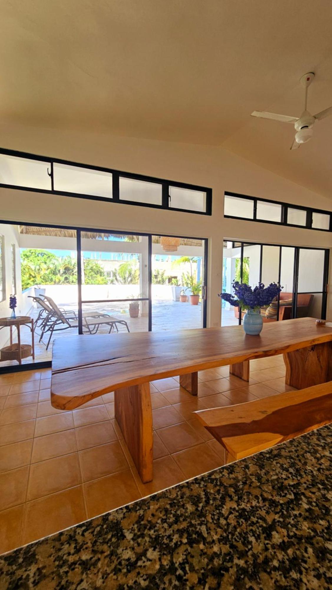 بيت شباب Slabdr Coliving, Once Surf Salvacion كاباريتي المظهر الخارجي الصورة