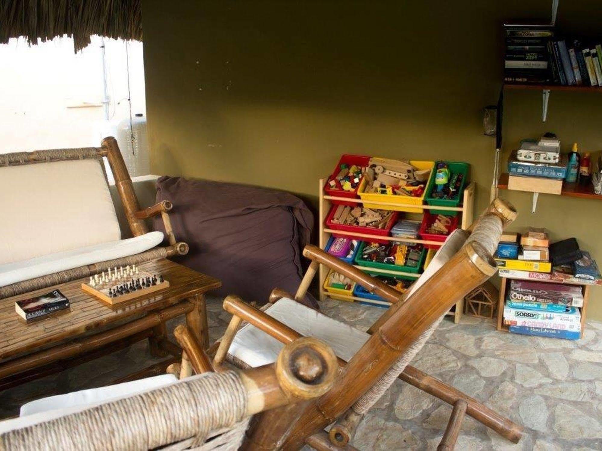 بيت شباب Slabdr Coliving, Once Surf Salvacion كاباريتي المظهر الخارجي الصورة