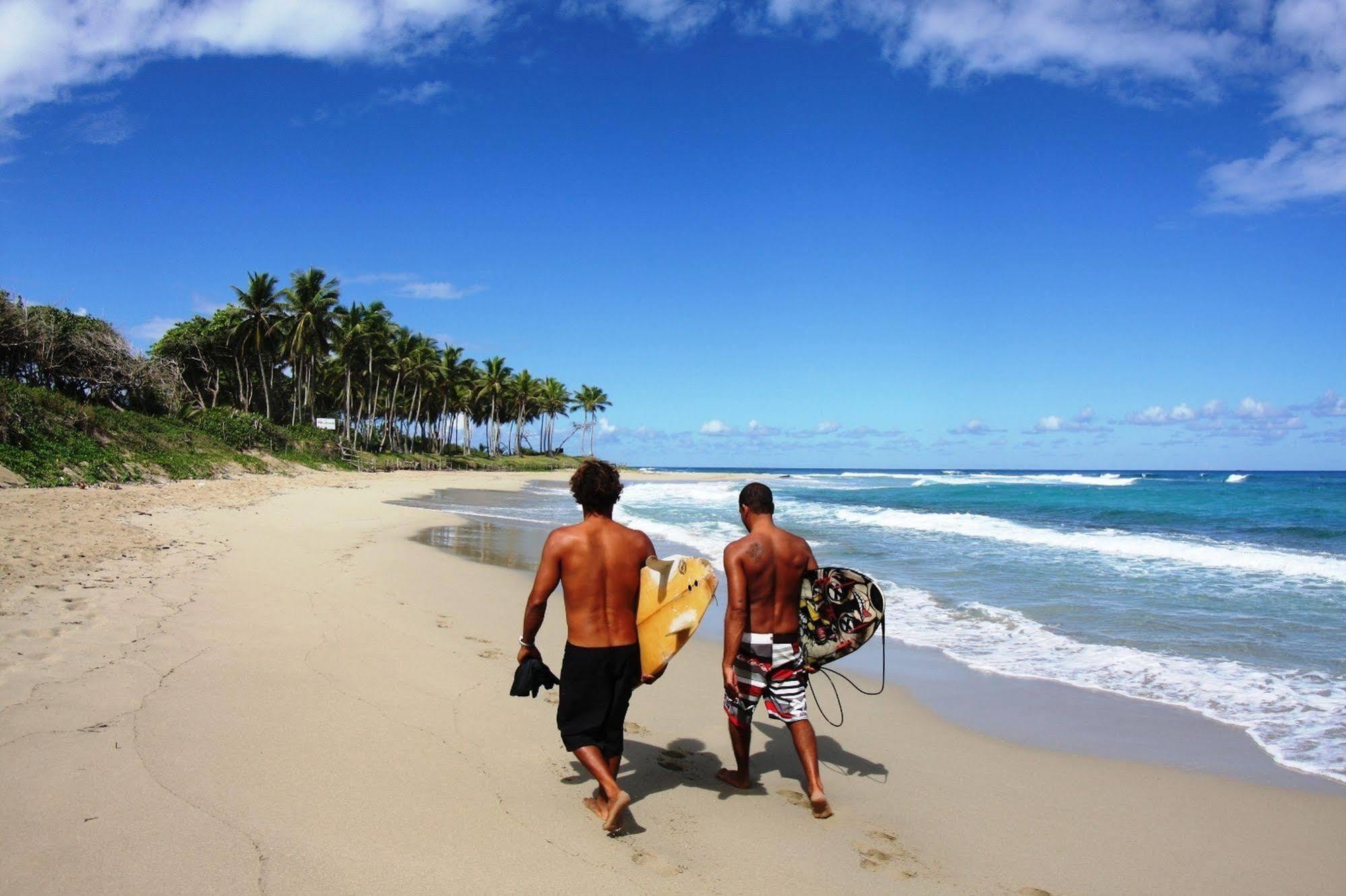 بيت شباب Slabdr Coliving, Once Surf Salvacion كاباريتي المظهر الخارجي الصورة