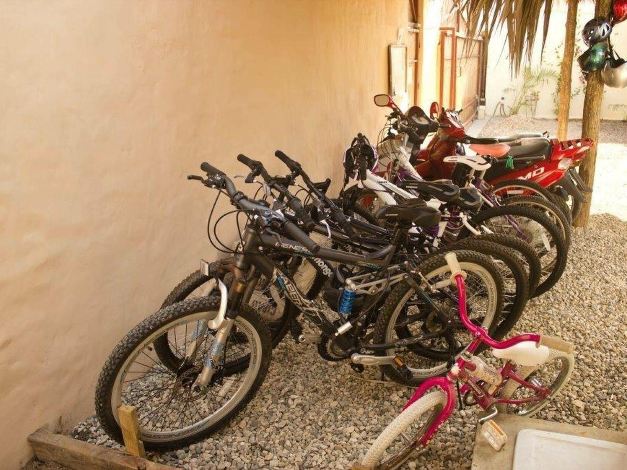 بيت شباب Slabdr Coliving, Once Surf Salvacion كاباريتي المظهر الخارجي الصورة